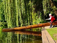 Einsetzen der Boote für Tag 2 und 3 auf der Wakenitz